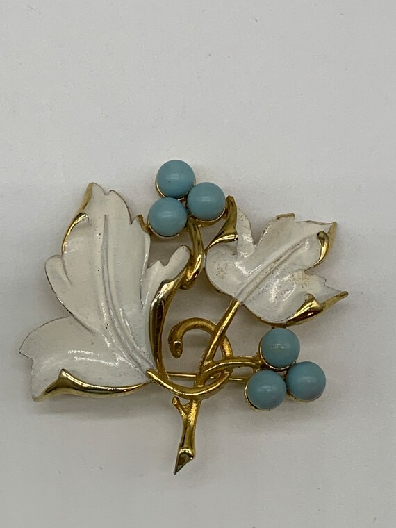 Vintage Sarah Coventry Blue stone Brooch - image 1