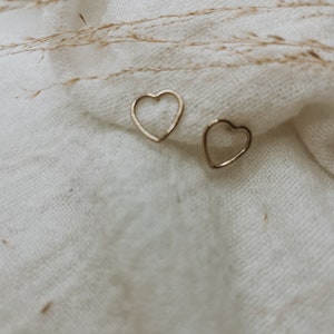 The willa studs // dainty 14k gold filled earrings // everyday earrings