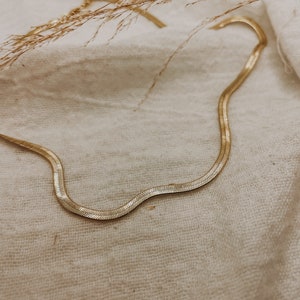 18k gold filled herringbone necklace // tarnish resistant // stainless steel herringbone necklace