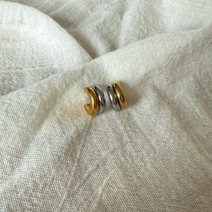 Two tone earrings // gold and silver earrings