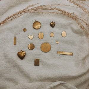 The necklace bar (brass pendants/gold fill chain)