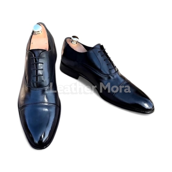 Handmade Black Patent Leather Dress Shoes for Men - Oxford Wingtip Style Formal Footwear for Business, Wedding & Party Wear Handmade Black Patent Leather Dress Shoes for Men - Oxford Wingtip Style Formal Footwear for Business, Wedding & Party Wear