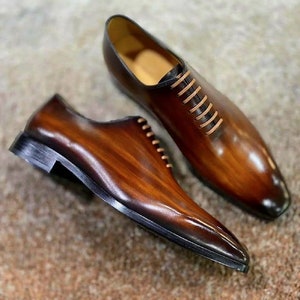Elegant Handmade Oxford Shoes: Premium Leather, Sophisticated Style