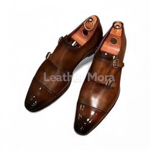 Handgefertigte Herren Braun Leder Doppel Monk Strap Schuhe - Shaded Toe Formelle Kleidung für Büro, Business & Party Wear Bild 1