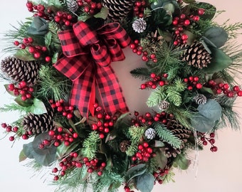 Christmas Wreath, Red Berry Wreath, Wreath for Front Door, Farmhouse Wreath, Holiday Decor