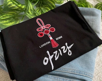 Embroidered oversized tshirt-  world tour