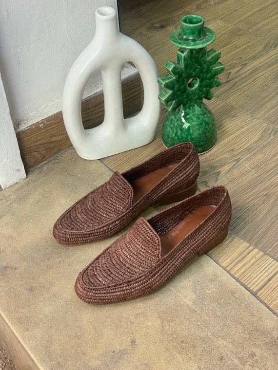 Natural raffia shoes for men