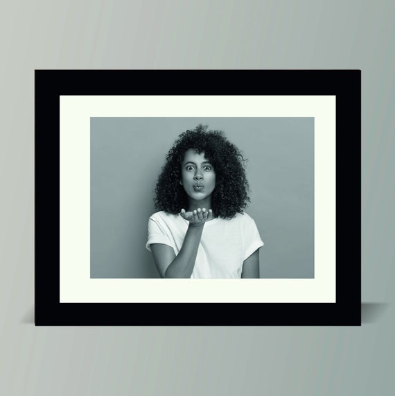 Simple black discount picture frames