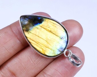 Flashy Labradorite Pendant, One Side Polished One Side Raw Silver Plated Labradorite Necklace Pendant, Healing Crystal Charm Pendant Jewelry