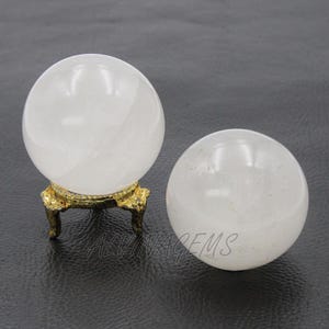Spiritual Crystal Quartz Sphere, Crystal Quartz Healing & Positive Energy Gemstone Crystal Sphere, Crystal Quartz Home Decor Sphere For Gift