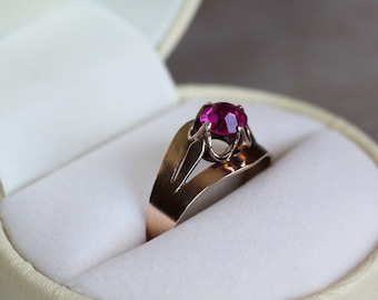 Vintage sterling silver ring, gold plated, 875, made in USSR, 1970s. Vintage womens ring.