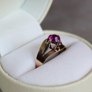 Anello vintage con rubino: argento sterling placcato oro, URSS anni '70, misura USA 8 1/2