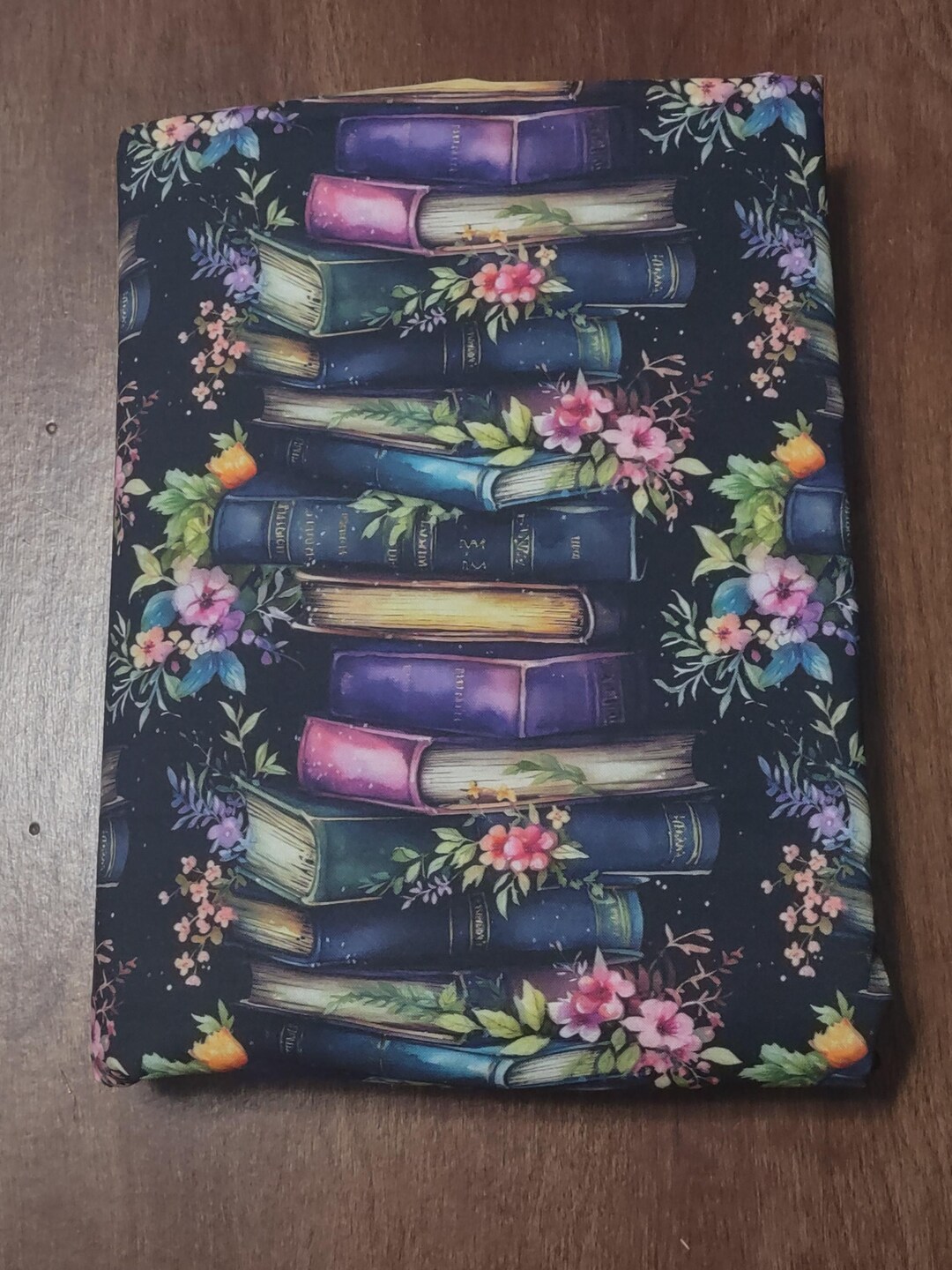 Large Scale Bookstack Padded Book Sleeve With Closure - Etsy