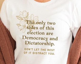 Democracy vs Dictatorship Anti Trump Shirt Biden Harris 2024 Projekt 2025 Politisches T-Shirt Biden Shirt Wahl Shirt Anti-Trump Vote Shirt