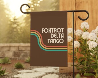 Retro Garden House Banner Vintage Foxtrot Delta Tango Decor, Outdoor Yard Sign, Garden Decor, Lawn Decoration, Home Garden