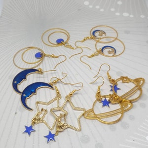 Moon & Star Dangle Earrings, Planets, Celestial Earrings, Crescent Moon Unique earrings, medium drop dangle earrings, Unique jewellery