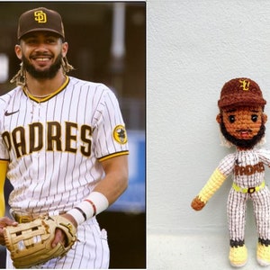 Look alike doll, Custom Crochet Doll, Personalized Crochet Doll, Amigurumi Crochet Doll, Custom Doll , Crochet Collectibles, Mini Me Doll