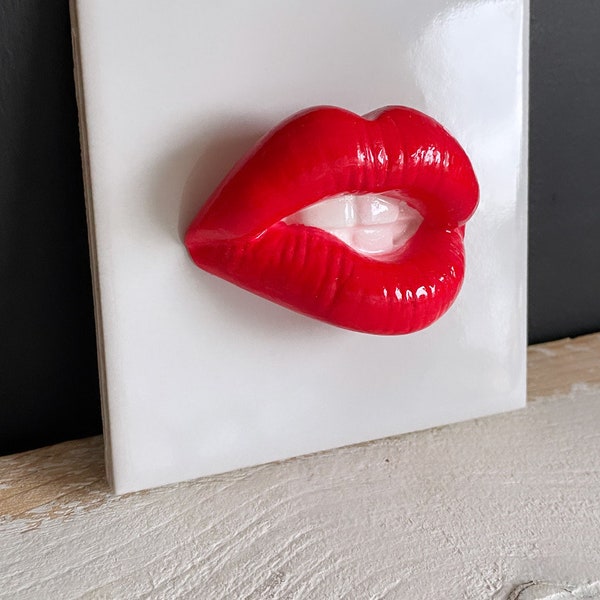 3D Luscious lips glossy red tegeltje