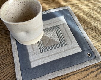 Grey Quilted Linen Casserole Dish Hot Pad - Table Trivet - Rustic kitchen decor - Linen coaster - Favour gift