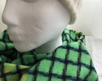 100% Mongolian cashmere, green & gold color scarf