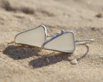 Sea glass earrings in white set in silver. Genuine sea glass jewelry. Ocean lover gift. Beach lover jewelry. Silver drop earrings. Upcycled