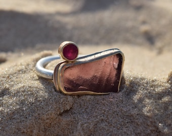 Sea glass ring in purple with ruby set in silver and gold. Genuine sea glass ring. Ocean and beach lover gift. Sea glass jewelry. Upcycled