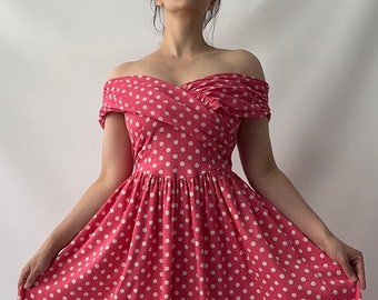 Robe rose tendance à pois magenta Laura Ashley vintage robe d'été à pois