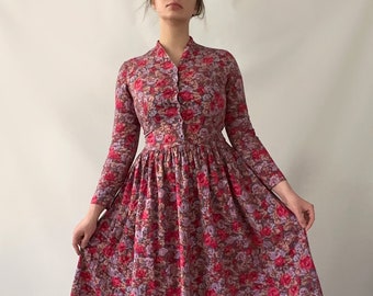 Lovely Laura Ashley vintage modest bordeaux brown pink floral dress warm