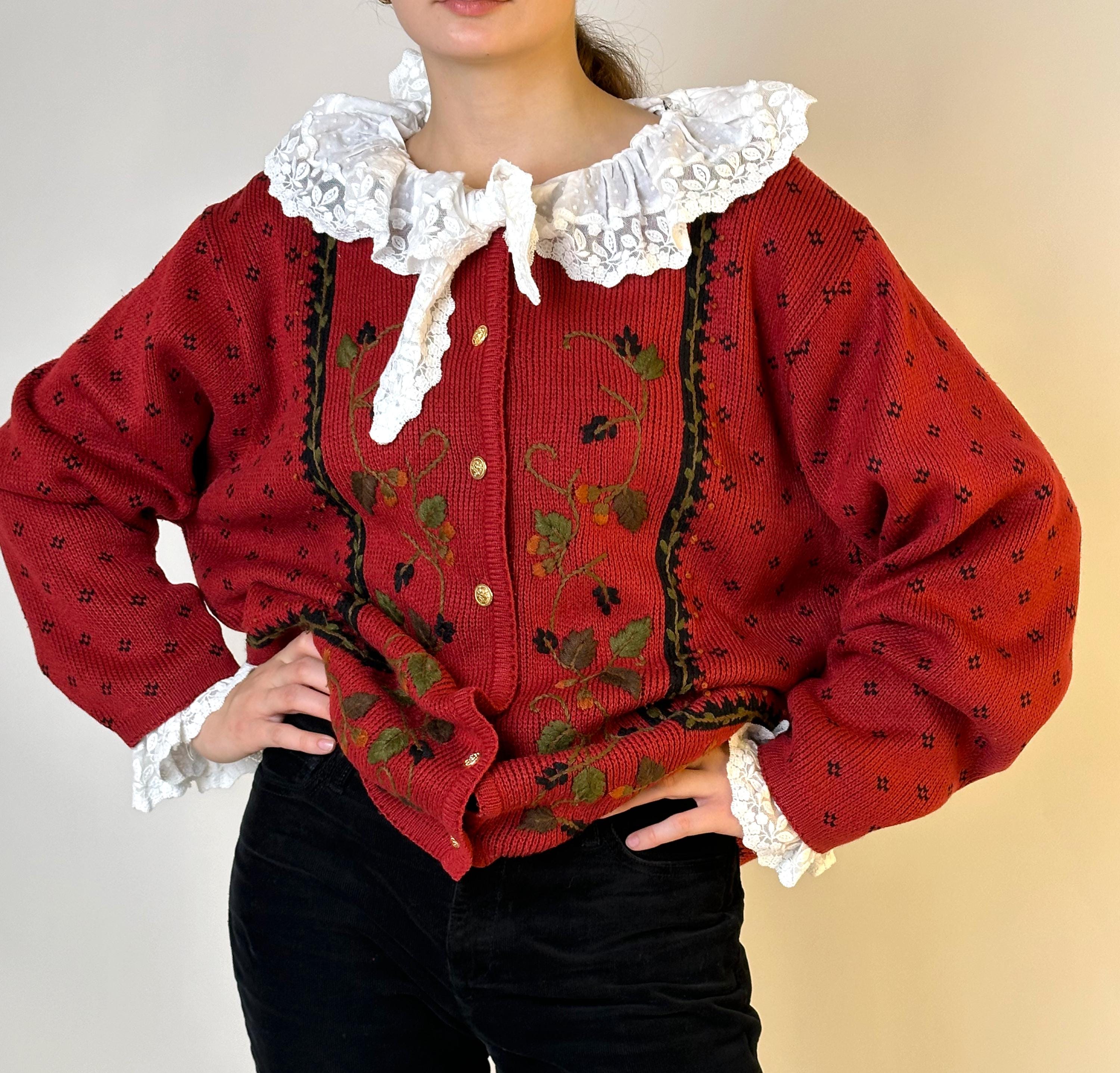 ワインレッドのヴィンテージカーディガン、花の刺繍入りニット 