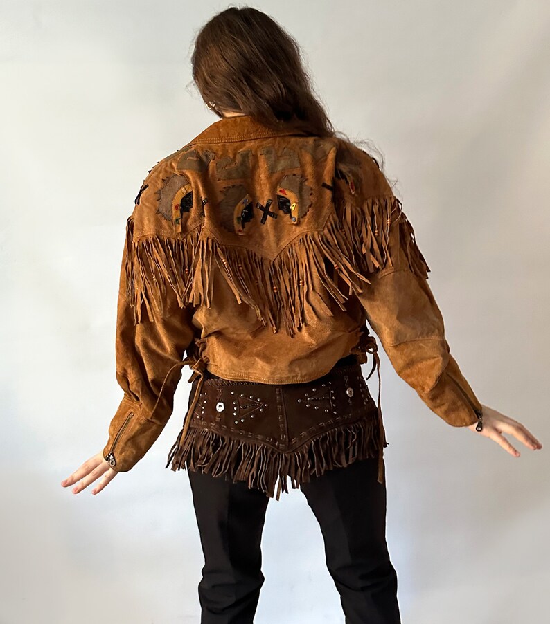 Clock House leather vintage suede fringed jacket light brown camel coat 90s retro 80s oldschool boho festival cowboy Wild West Native image 2