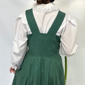 Grünes bayrisches Dirndlkleid mit Schürze aus den 70er Jahren Bild 7