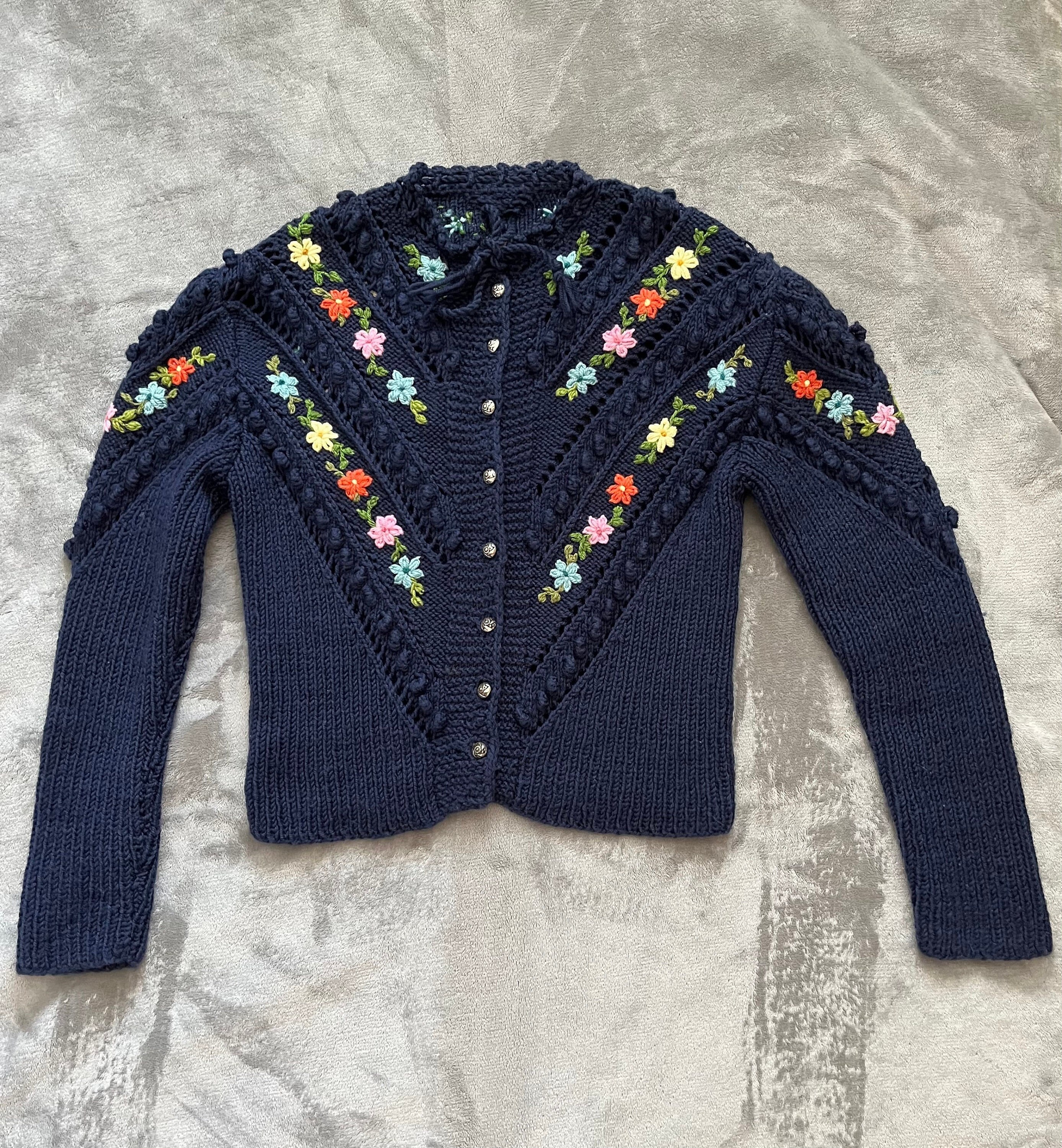 Lovely Navy Blue Floral Vintage 