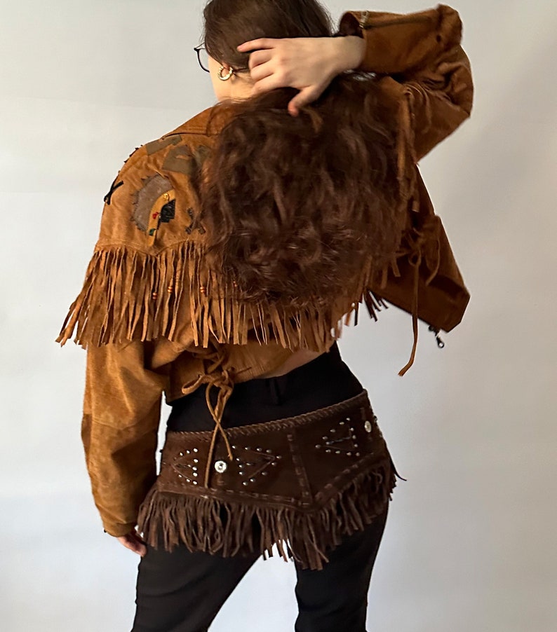 Clock House leather vintage suede fringed jacket light brown camel coat 90s retro 80s oldschool boho festival cowboy Wild West Native image 3