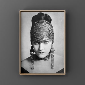 Vintage Actress Photo, Gloria Swanson Wall Art Decor, Glamorous Hollywood Print