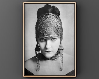 Vintage Actress Photo, Gloria Swanson Wall Art Decor, Glamorous Hollywood Print