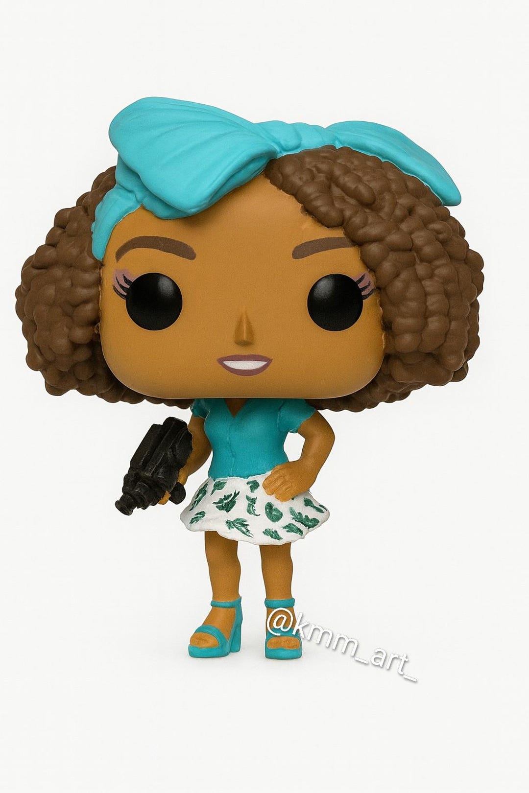 デグラッシのカスタムファンコのルーシー・フェルナンデスとビデオカメラ付き！ - Etsy 日本, image size:1080x1620