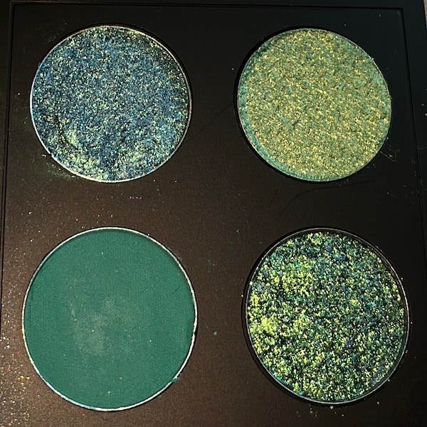 Green Eyeshadow Palette, Lush Green Palette