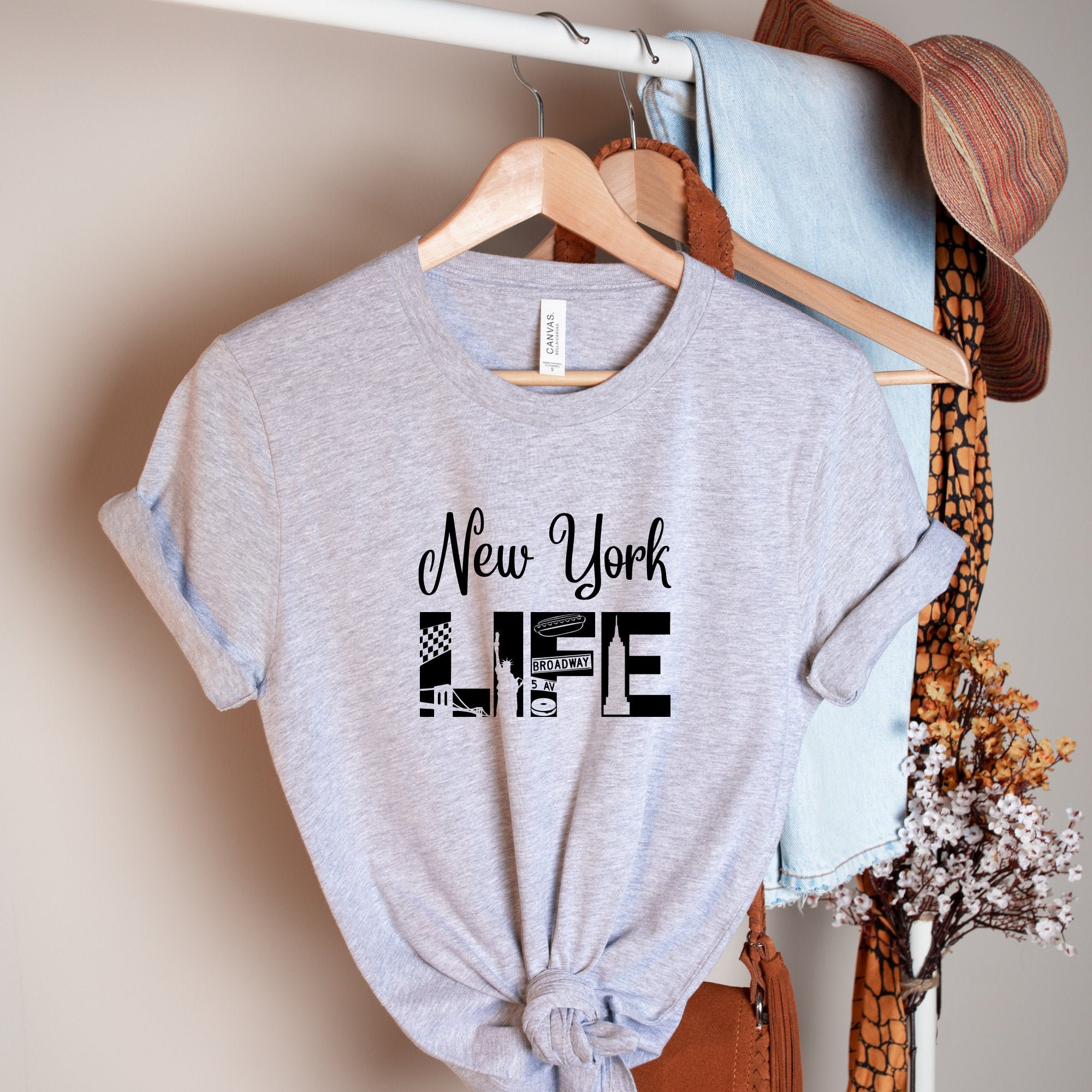 New York Yankees NY T-Shirt NYC Unisex Adult Sizes Cotton Blend Chest