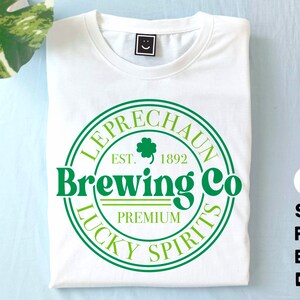 Leprechaun Brewing Co Svg png, St Patricks Brewing Co. SVG, St Patricks Day png, Irish SVG, Shamrock SVG, Clover PNG, Png Cricut Sublimazione
