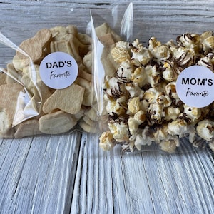 Mom&#39;s Dad&#39;s Favorite Stickers: Baby Shower Treat Favors
