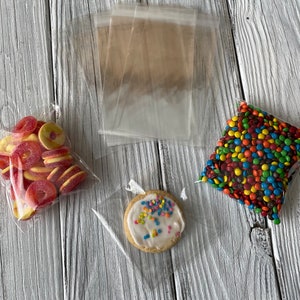 30 Premium-Quality Food-safe 5x7 clear self-sealing Wedding Favor Bags