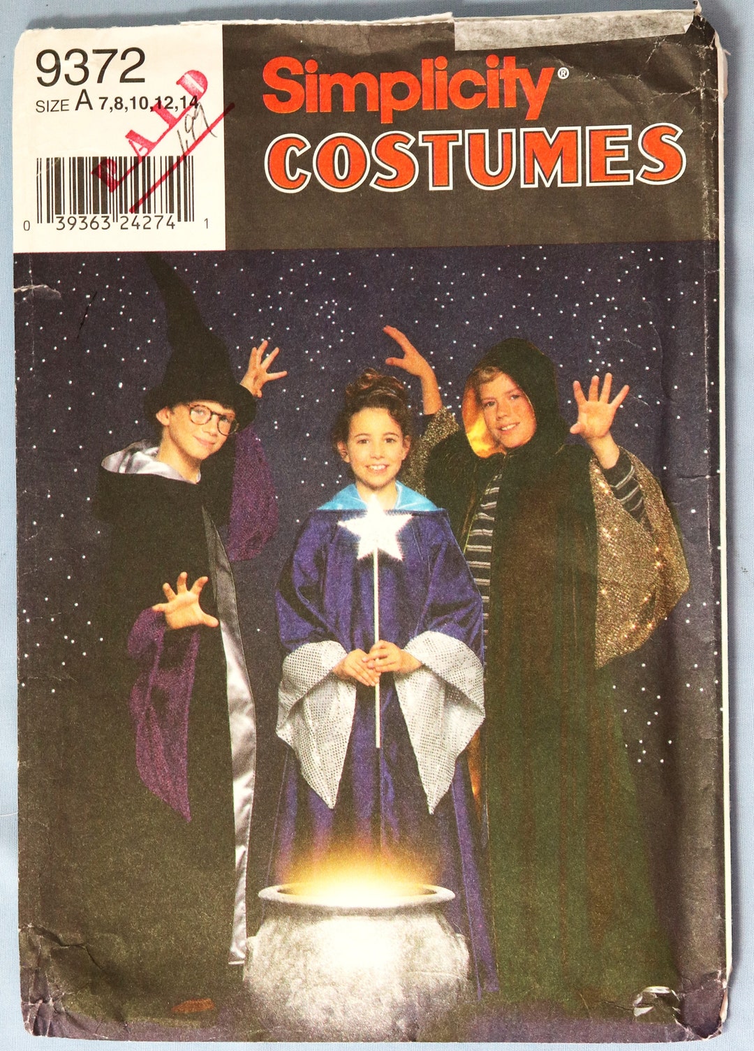 Simplicity 9372. Child Wizard Costume Pattern. Harry Potter and