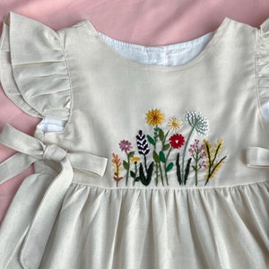 Hand Embroidered Wildflowers Linen Dress with Bow,  Soft Linen Dress, Toddler Linen Dress, Custom Birthday Dress, Ribbon Tie Dress for Girls