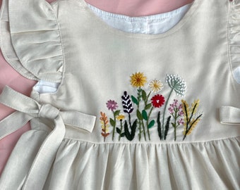Hand Embroidered Wildflowers Linen Dress with Bow,  Soft Linen Dress, Toddler Linen Dress, Custom Birthday Dress, Ribbon Tie Dress for Girls