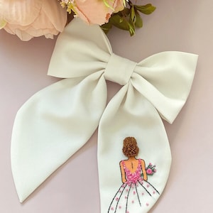 Custom Linen Embroidery Hair Bow, Handmade Hair Bow with Embroidery, Hair Accessories for Girls & Women, Cute Girl Fabric Bow