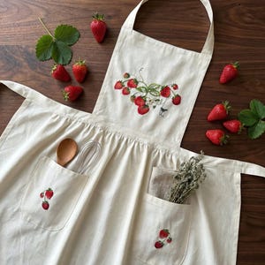 Delantal de fresa bordado a mano, delantal personalizado bordado a mano, delantal de cocina/cocina/floristería/jardinería, delantal de fresa con nombre personalizado