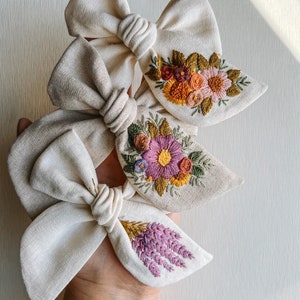 Flower Linen Embroidery Hair Bow, Handmade Hair Bow with Flower Embroidery, Hair Accessories for Girls & Women, Floral Fabric Bow