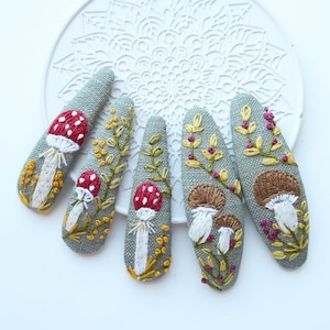 Amanita Mushrooms Hair Clip for Girls, Embroidery TearDrop Hair Clip, Hand Embroidered Hair Clip, Handmade Linen Hair Accessories