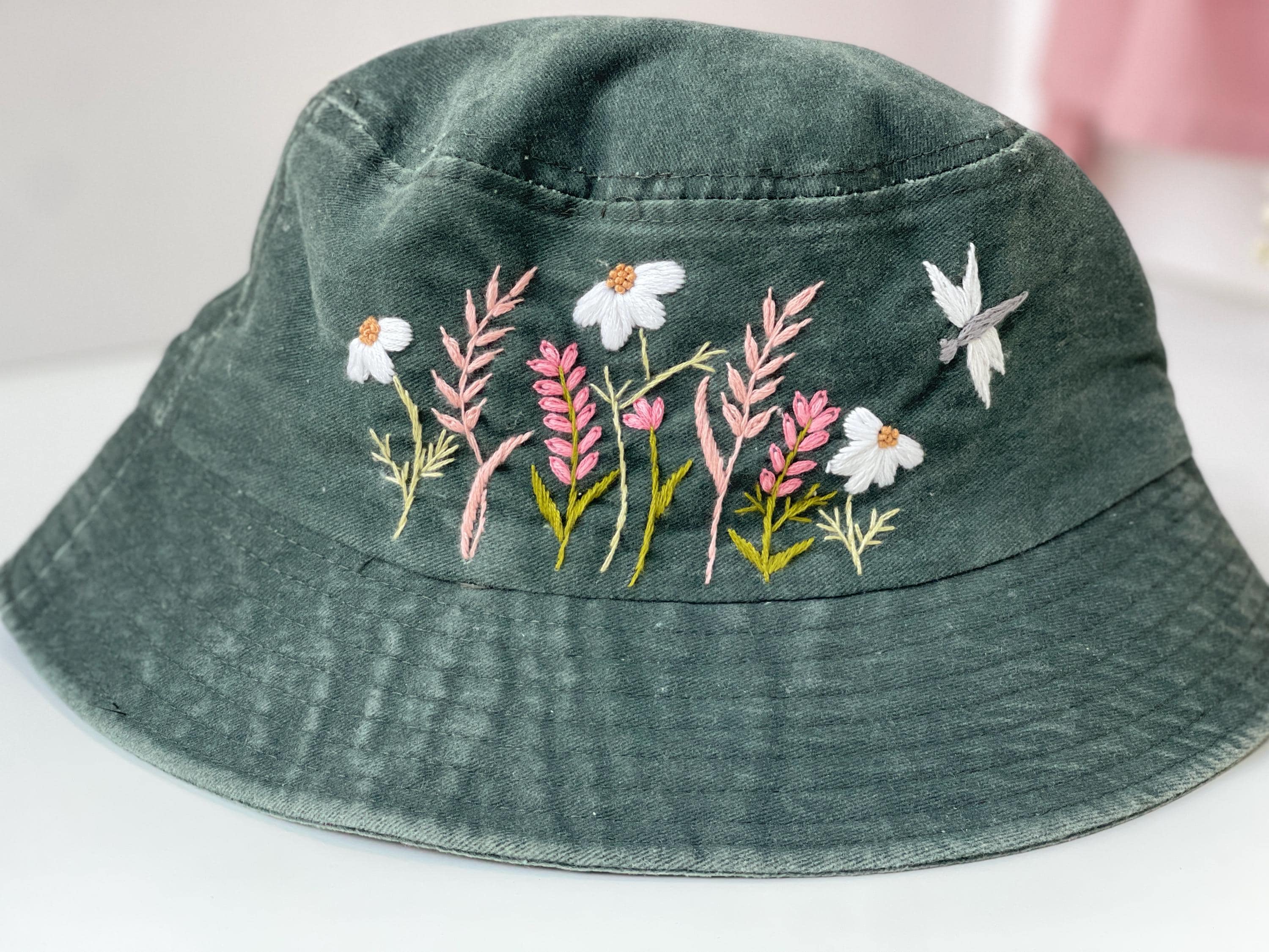Wear-Hat 花柄刺繍 バケットハット NEW ERA（ニューエラ） 帽子 ハット 「LADIES」花柄刺繍バケハ (NEW