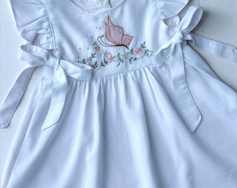 Butterfly & Flowers Hand Embroidered Dress for Girls, Custom Soft Linen Dress, Toddler Linen Dress, 1st Birthday Girl Dress, Kids Clothing